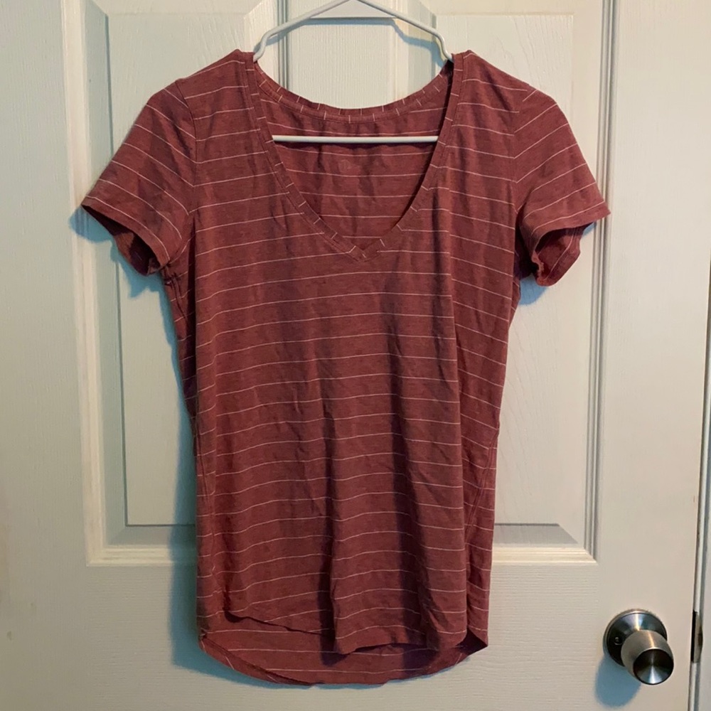 Lululemon Tee